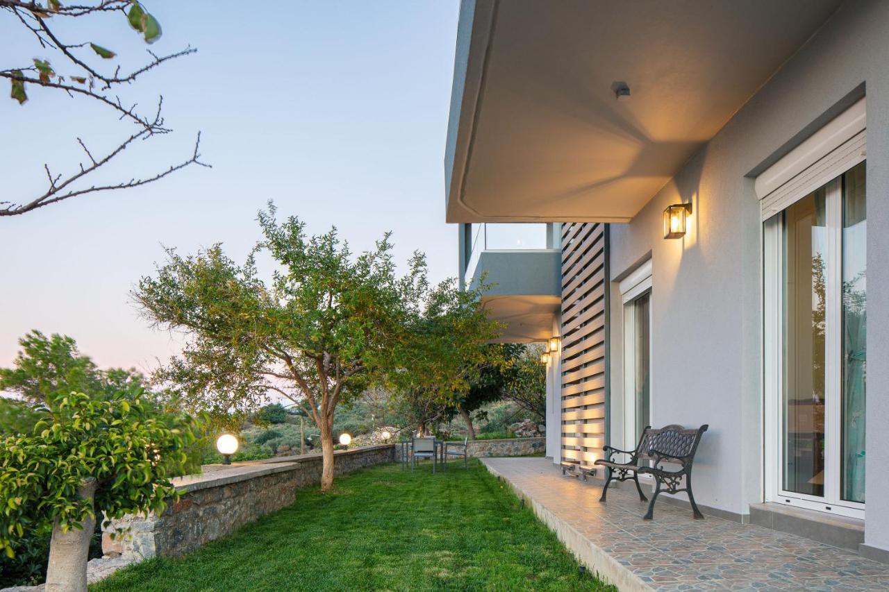 Pietra Di Mare Aparthotel Petres  Ngoại thất bức ảnh