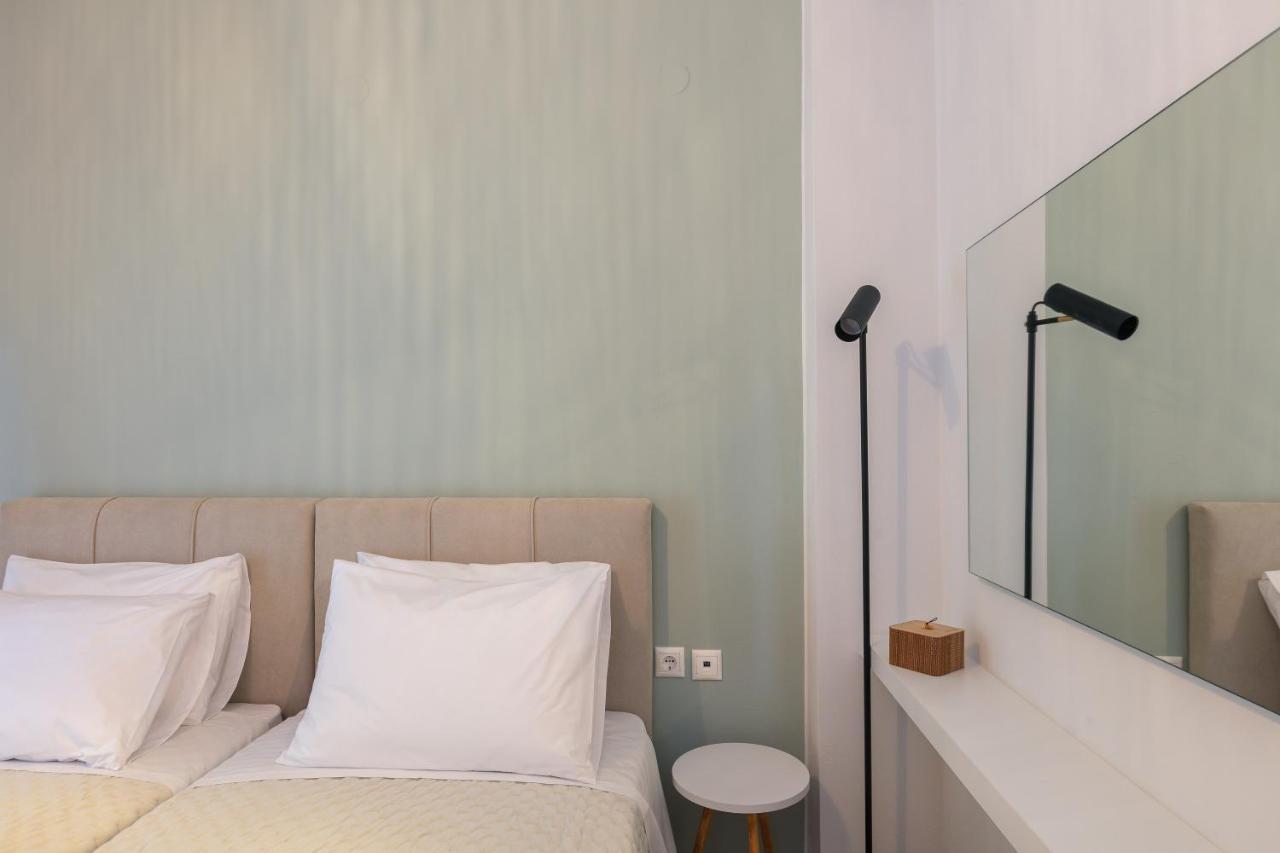 Pietra Di Mare Aparthotel Petres  Ngoại thất bức ảnh