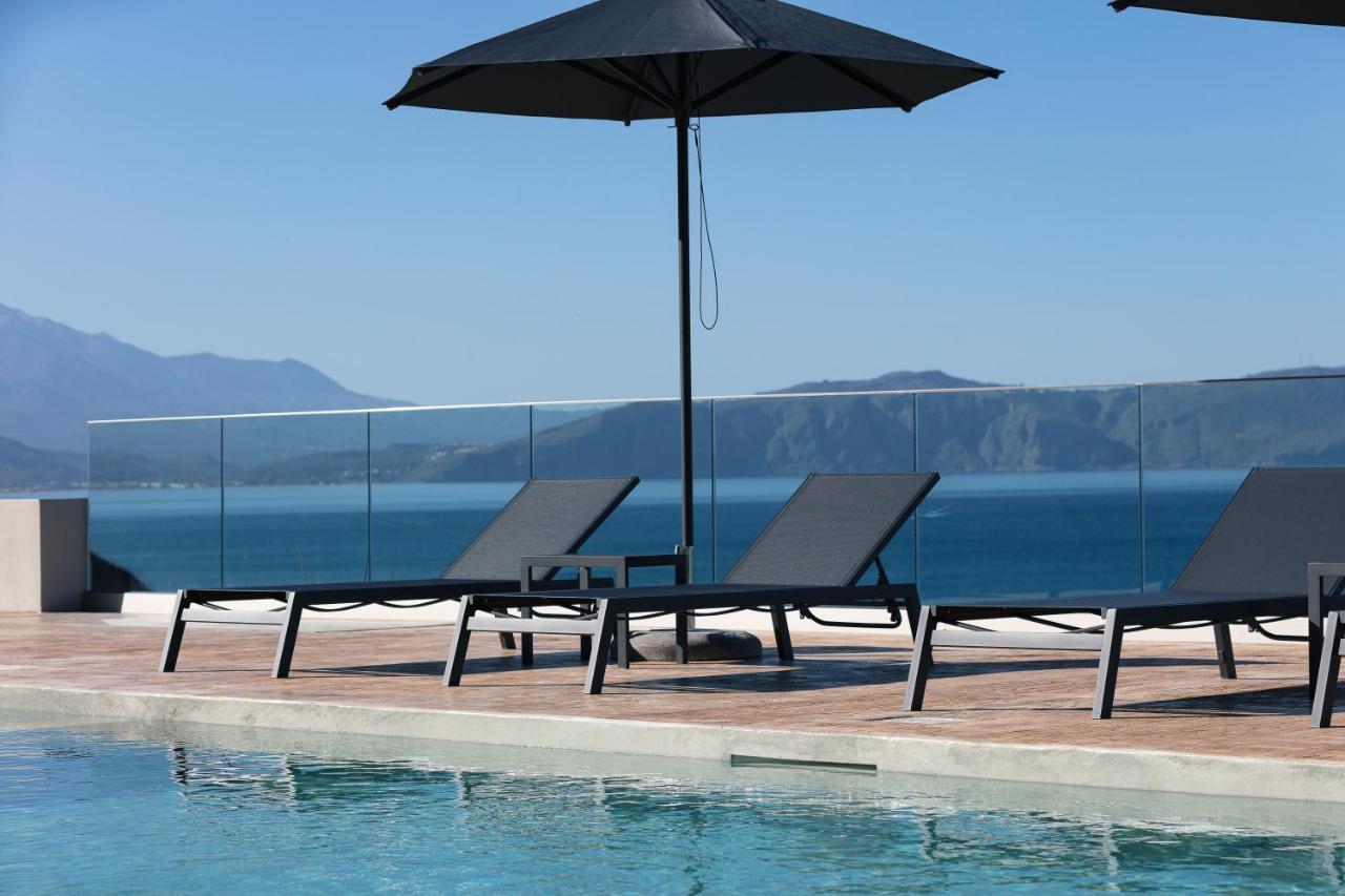 Pietra Di Mare Aparthotel Petres  Ngoại thất bức ảnh