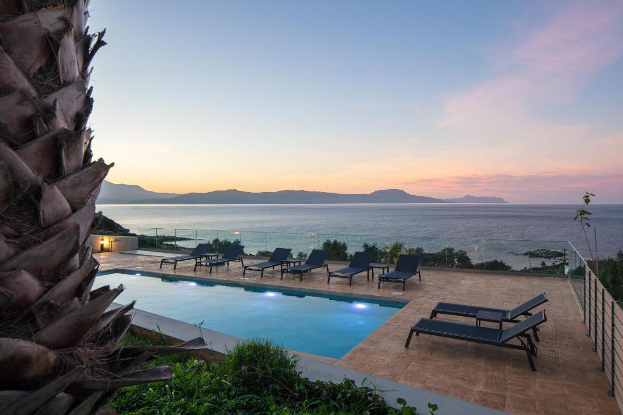 Pietra Di Mare Aparthotel Petres  Ngoại thất bức ảnh